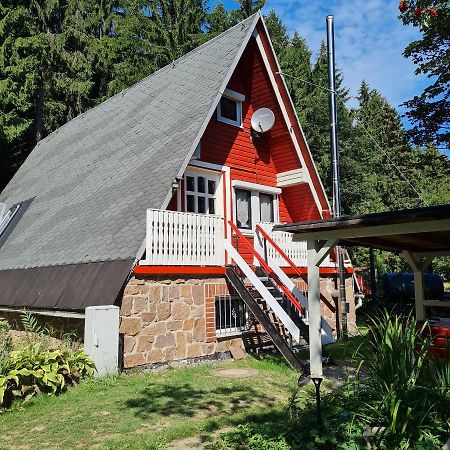 Wanderhuette Zum Bernhardsthal Villa Екстериор снимка