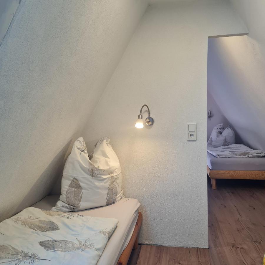 Wanderhuette Zum Bernhardsthal Villa Екстериор снимка