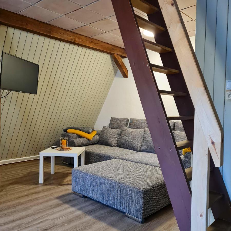 Wanderhuette Zum Bernhardsthal Villa Екстериор снимка